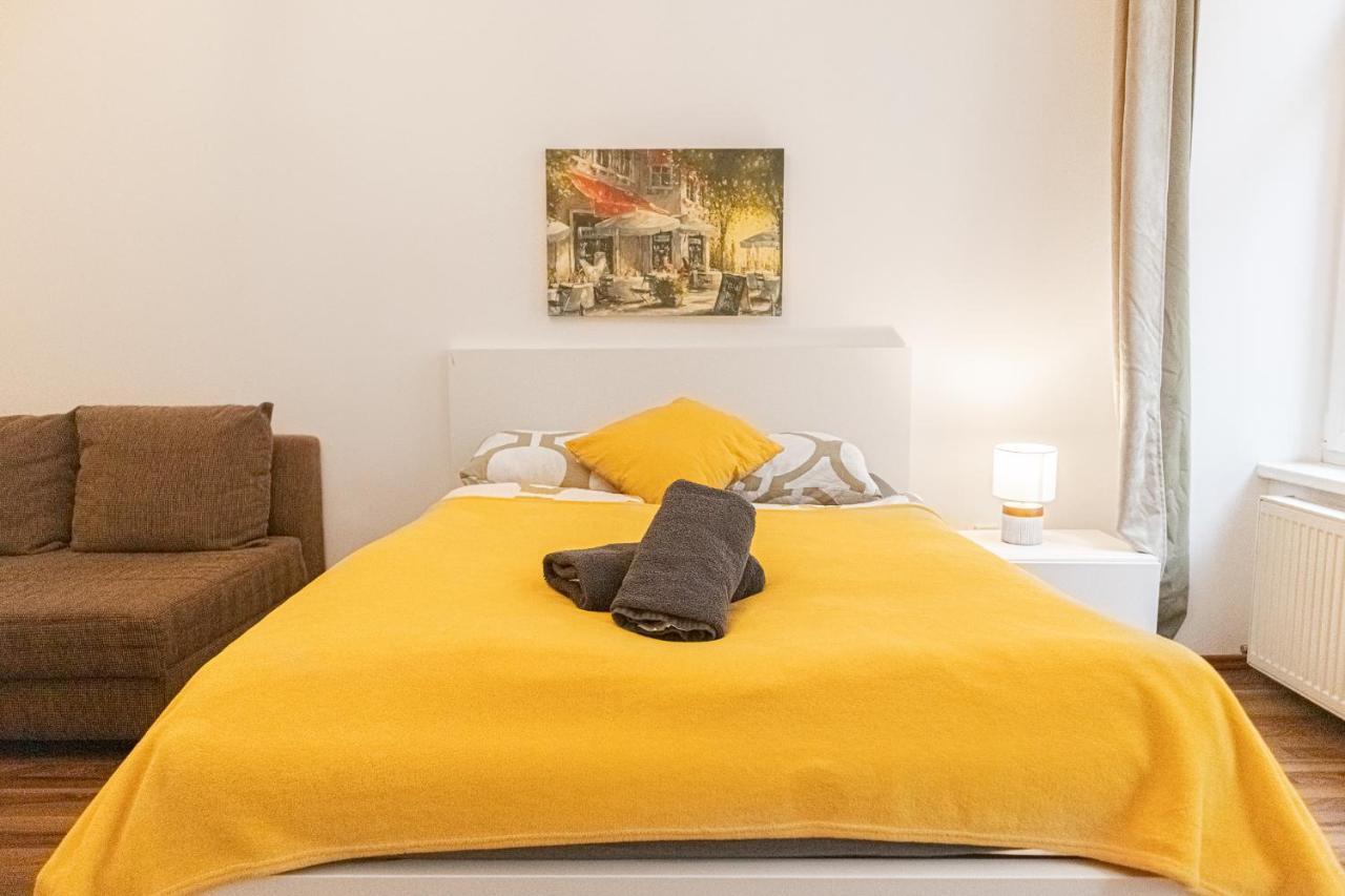 Peaceful 1Br Apt. Near Metro Station Langenfeldg. Lejlighed Wien Eksteriør billede