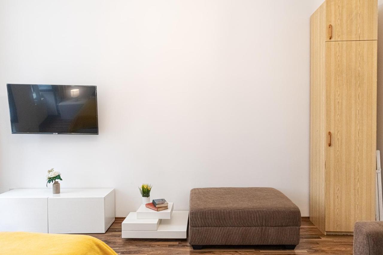 Peaceful 1Br Apt. Near Metro Station Langenfeldg. Lejlighed Wien Eksteriør billede